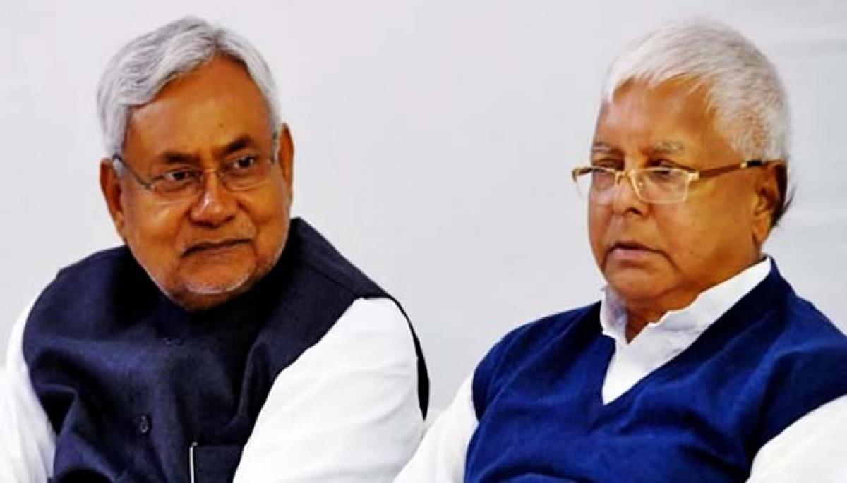 Nitish Kumar set to be elected leader of Grand Alliance